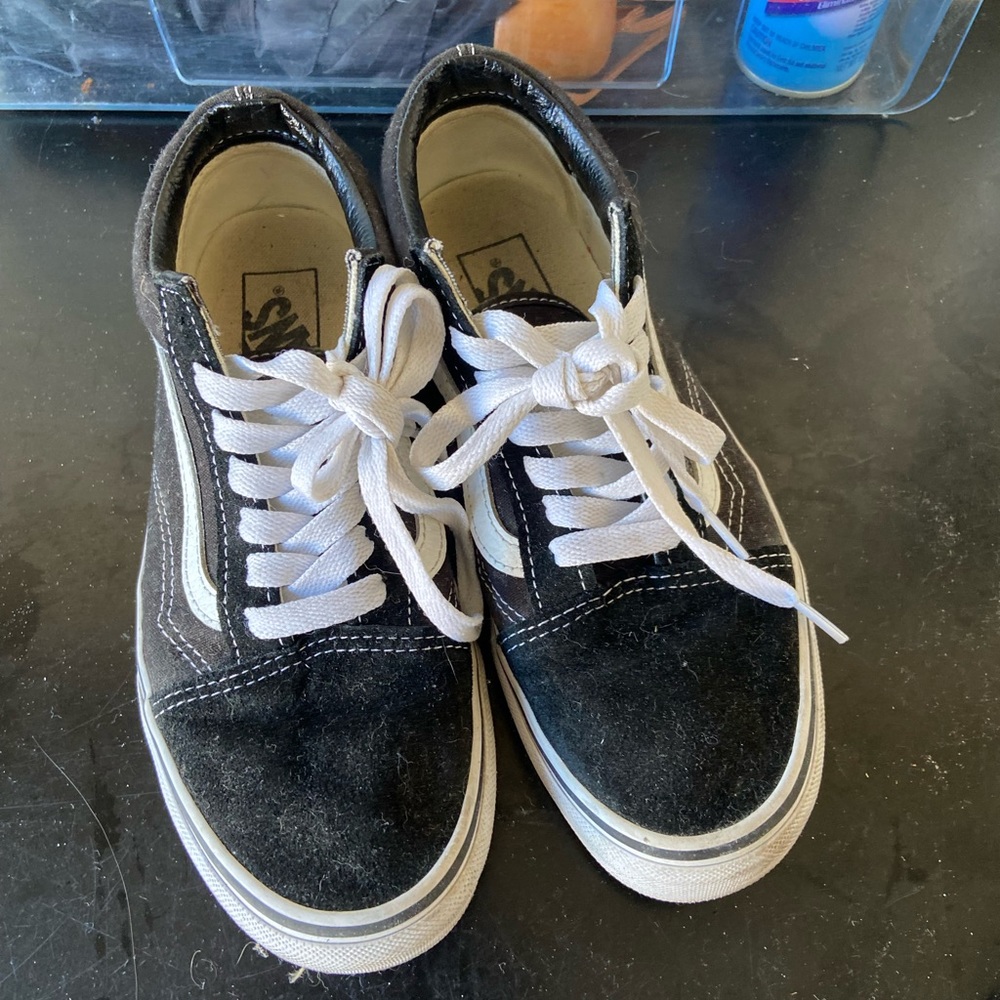 Vans old skool Size 5.5 Men / 7.0 Women